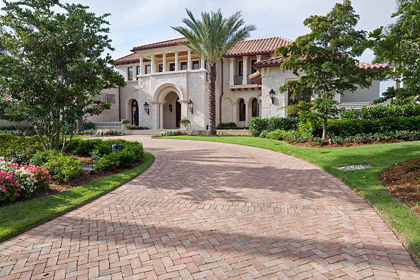 Best Concrete driveway pavers in Oak Lawn, IL